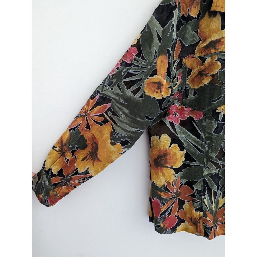 Chico's Tropical Botanical Casual Button Up Shirt Size L - Picture 3 of 8